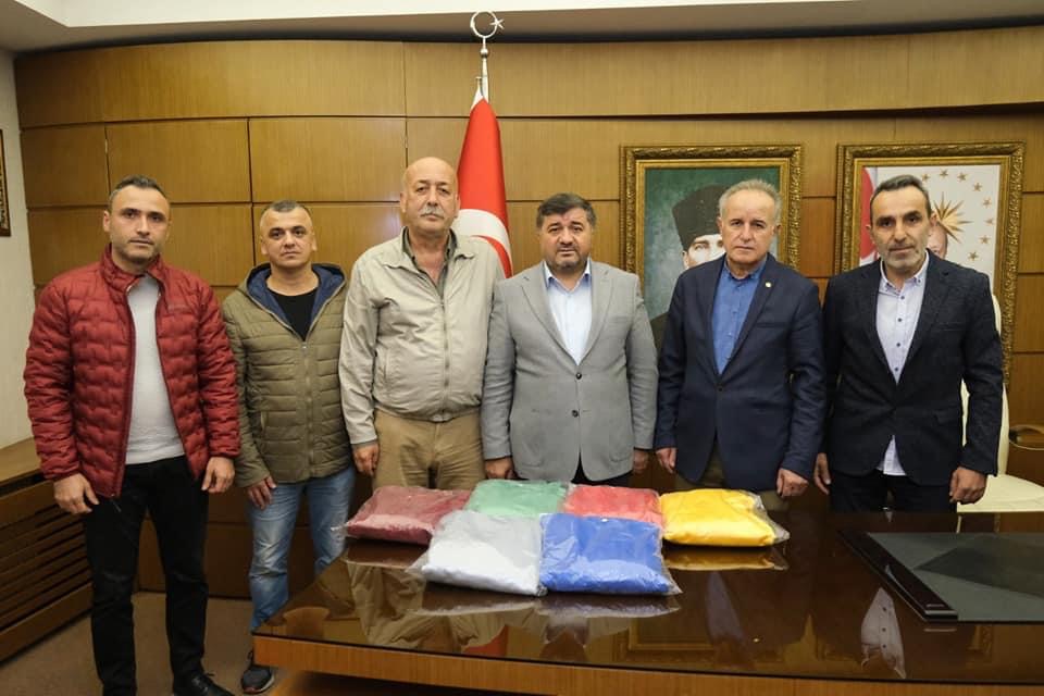 GİRESUN BELEDİYESİ TARAFINDAN EŞOFMAN YARDIMI YAPILDI