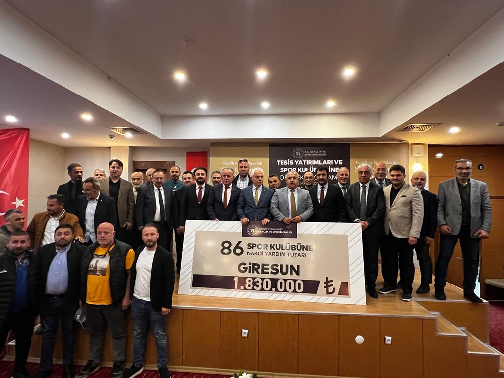 SPOR KULÜPLERİMİZE NAKDİ YARDIMLAR YAPILDI